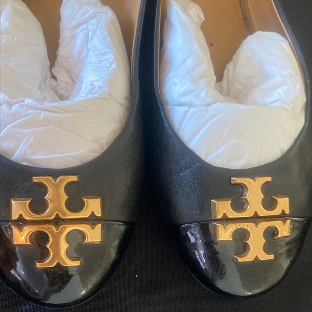 Tory Burch Black Flats with Gold Logo - Picture 5 of 7